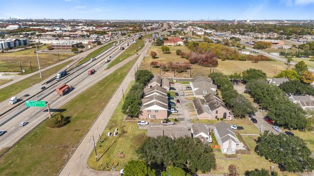 1413 Highway 146 S, La Porte, TX 77571