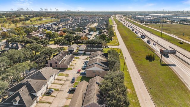1413 Highway 146 S, La Porte, TX 77571