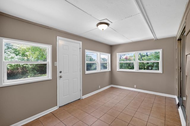 1547 Duffield Drive, Columbus, OH 43227