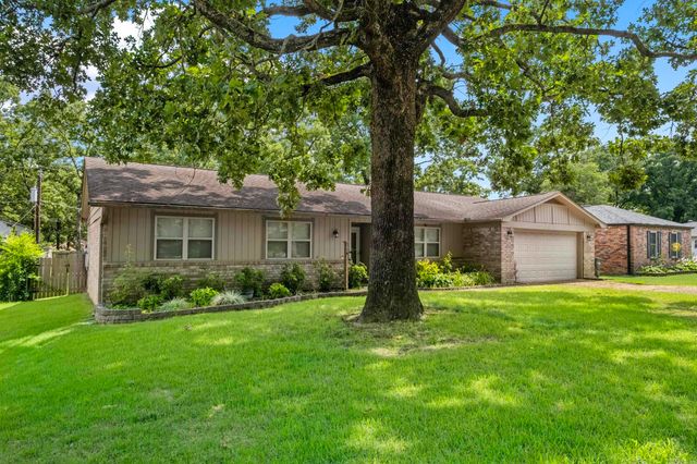 35 Daniel Drive, Sherwood, AR 72120