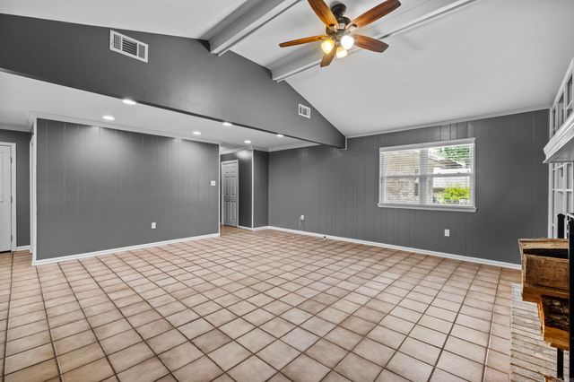 35 Daniel Drive, Sherwood, AR 72120