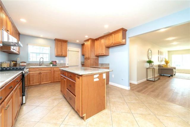 2437 Harmony Hill, Diamond Bar, CA 91765