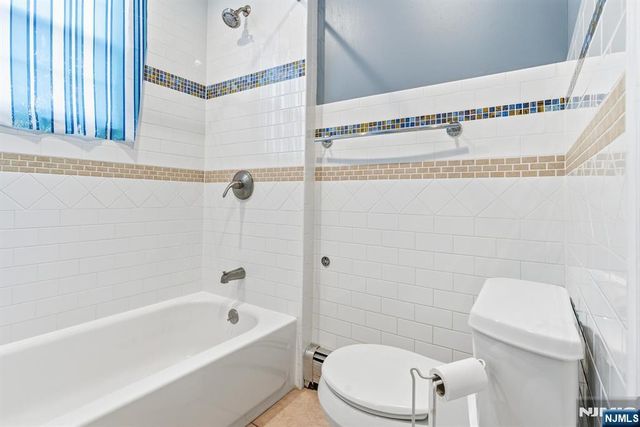 328 Hawthorne Street, Orange, NJ 07050