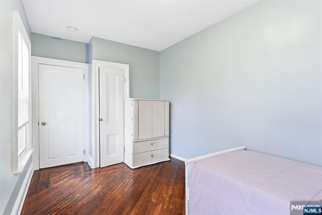 328 Hawthorne Street, Orange, NJ 07050