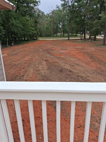 372 Daisy Drive, Livingston, TX 77351