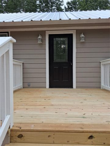 372 Daisy Drive, Livingston, TX 77351