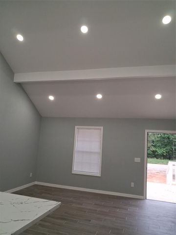 372 Daisy Drive, Livingston, TX 77351