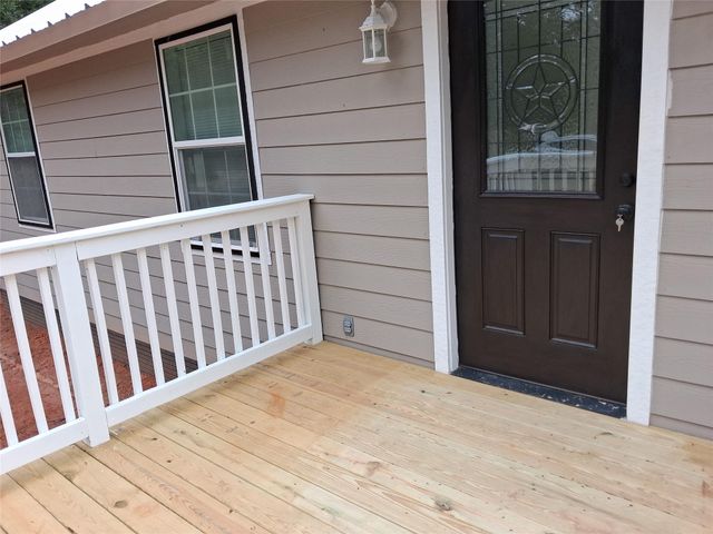 372 Daisy Drive, Livingston, TX 77351