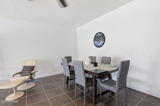 1321 E Earll Dr Drive, Phoenix, AZ 85014