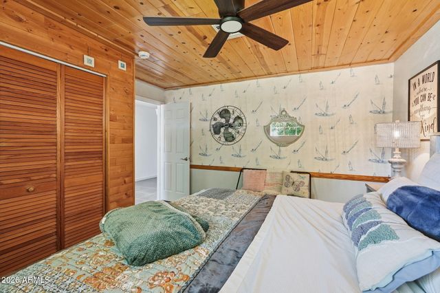 1321 E Earll Dr Drive, Phoenix, AZ 85014