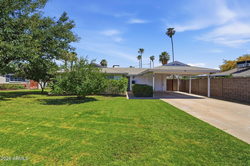 1321 E Earll Dr Drive, Phoenix, AZ 85014
