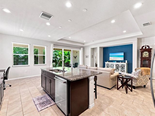 5133 ADMIRAL POINTE DRIVE, Apollo Beach, FL 33572