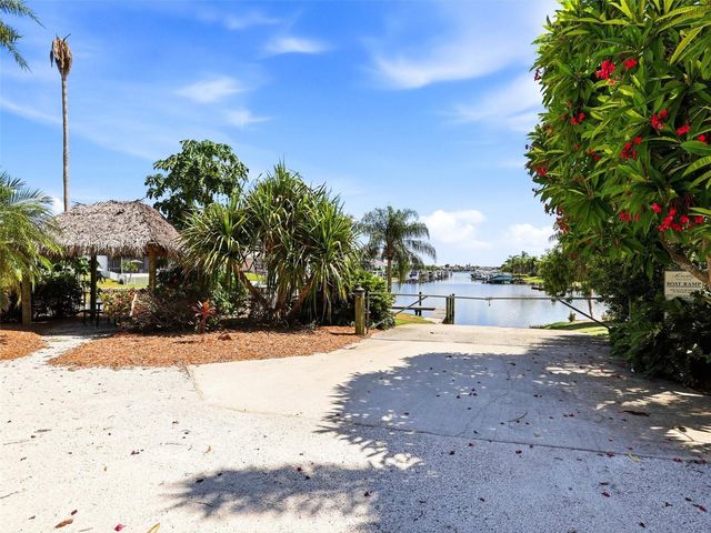 5133 ADMIRAL POINTE DRIVE, Apollo Beach, FL 33572