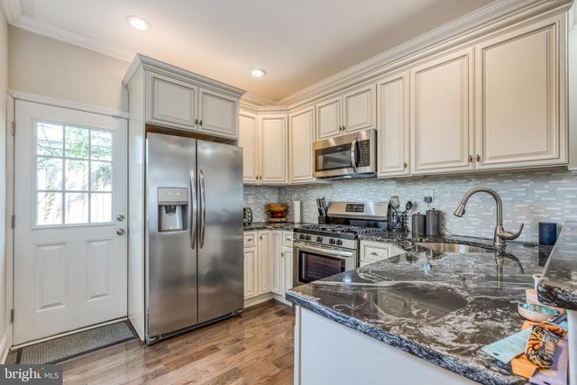2017 PIERCE ST, Philadelphia, PA 19145