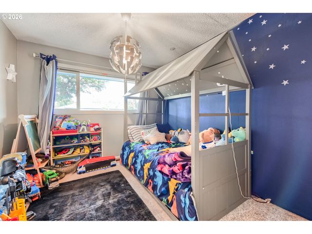 2236 Se 185TH Ave, Portland, OR 97233