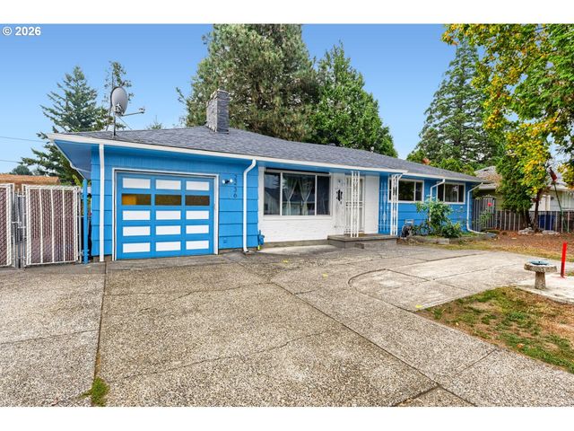 2236 Se 185TH Ave, Portland, OR 97233