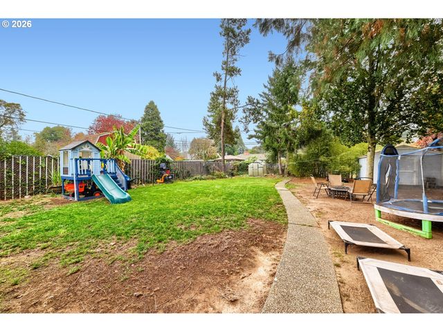 2236 Se 185TH Ave, Portland, OR 97233