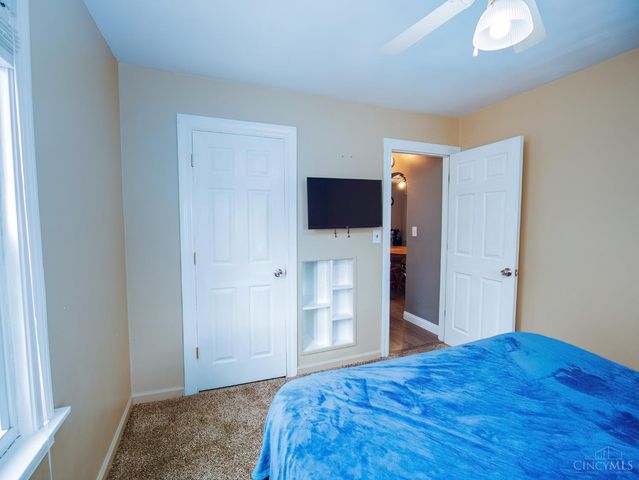 930 Chase Avenue, Hamilton, OH 45015