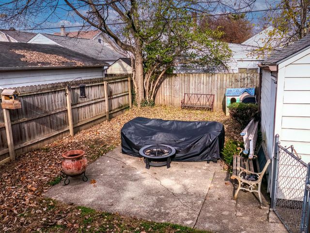 930 Chase Avenue, Hamilton, OH 45015