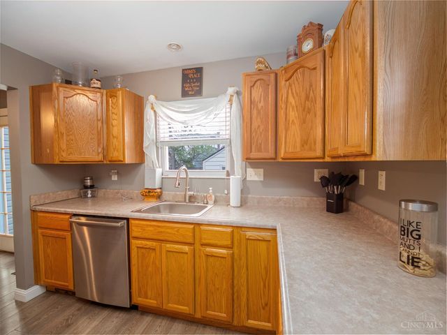 930 Chase Avenue, Hamilton, OH 45015