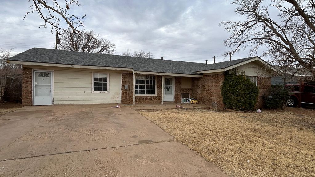 1707 E Auburn Street, Lubbock, TX 79403