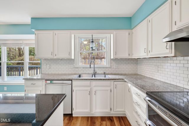 1005 Autumnwood Circle, Apex, NC 27502