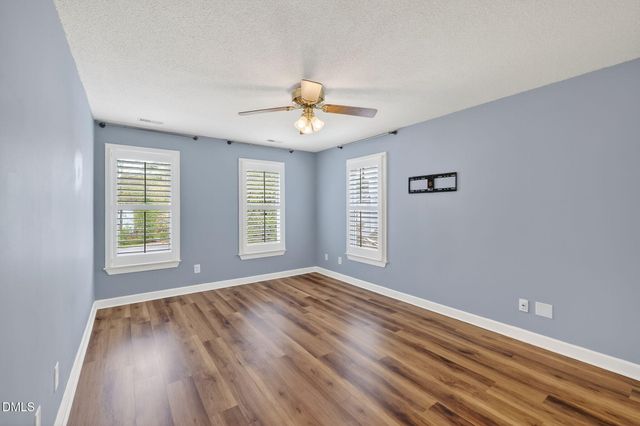 1005 Autumnwood Circle, Apex, NC 27502