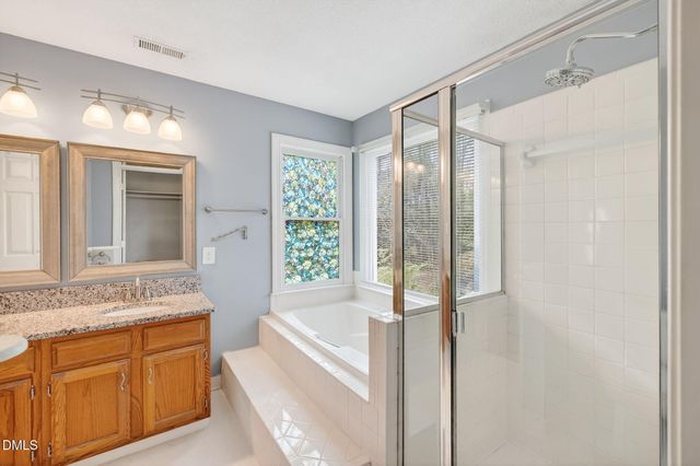 1005 Autumnwood Circle, Apex, NC 27502