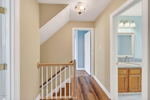 1005 Autumnwood Circle, Apex, NC 27502