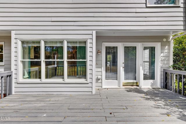 1005 Autumnwood Circle, Apex, NC 27502