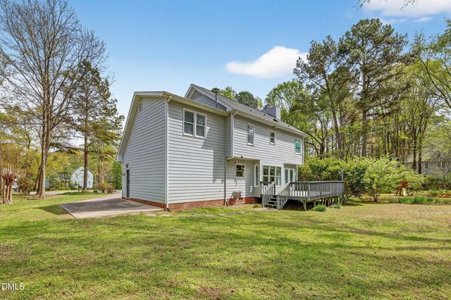 1005 Autumnwood Circle, Apex, NC 27502