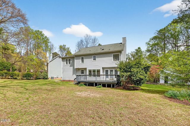 1005 Autumnwood Circle, Apex, NC 27502