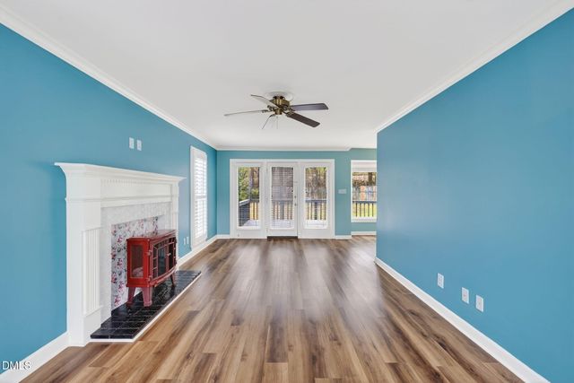 1005 Autumnwood Circle, Apex, NC 27502