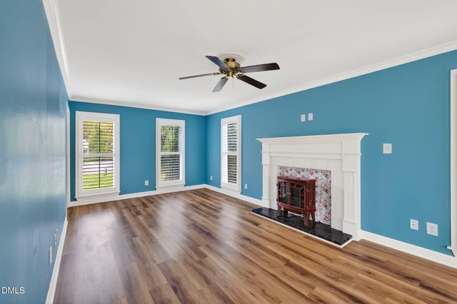 1005 Autumnwood Circle, Apex, NC 27502