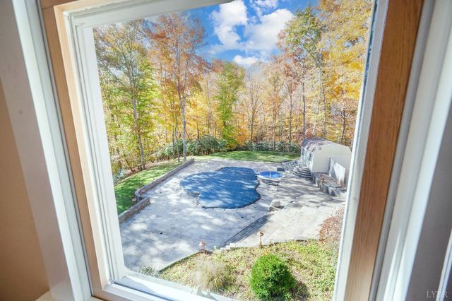 170 Fairystone Church Loop, Stuart, VA 24171