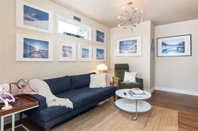 10522 Fernglen Avenue, Tujunga, CA 91042