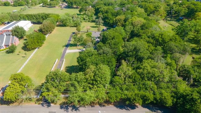 3908 Hide A Way Lane, Flower Mound, TX 75022