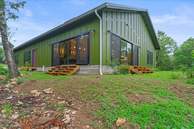 1550 Montell RD, Wimberley, TX 78676