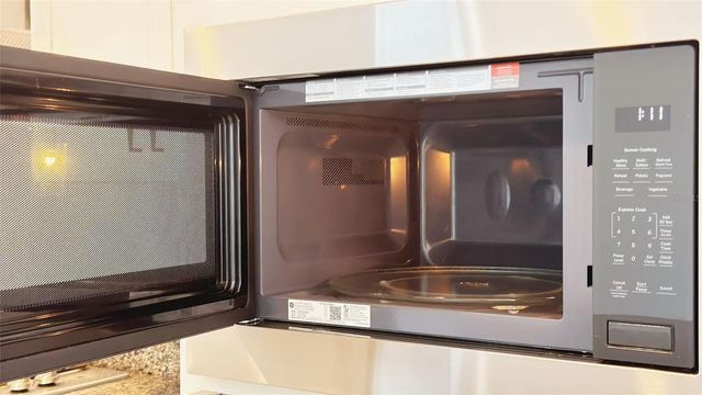 2252 EMERALD SPRINGS DRIVE, Apopka, FL 32712