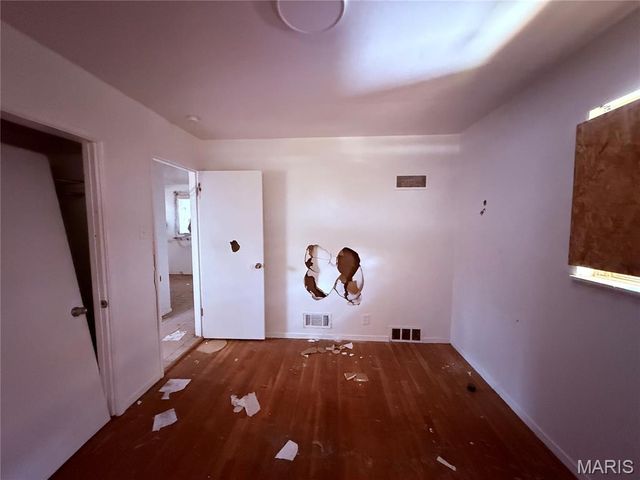 10416 Durness Drive, St Louis, MO 63137