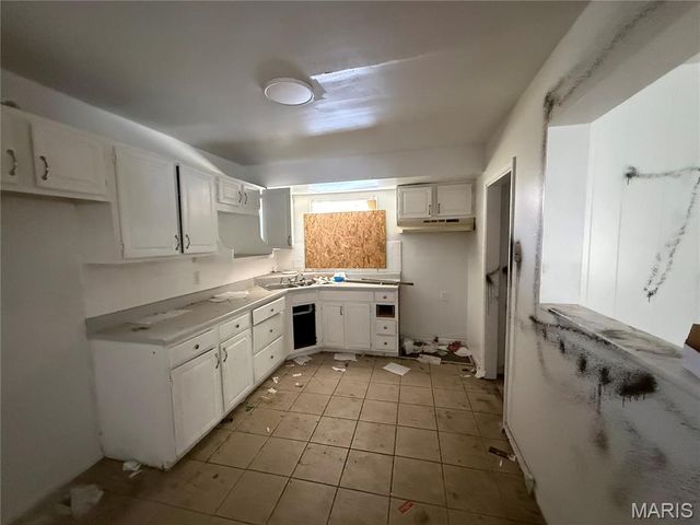 10416 Durness Drive, St Louis, MO 63137