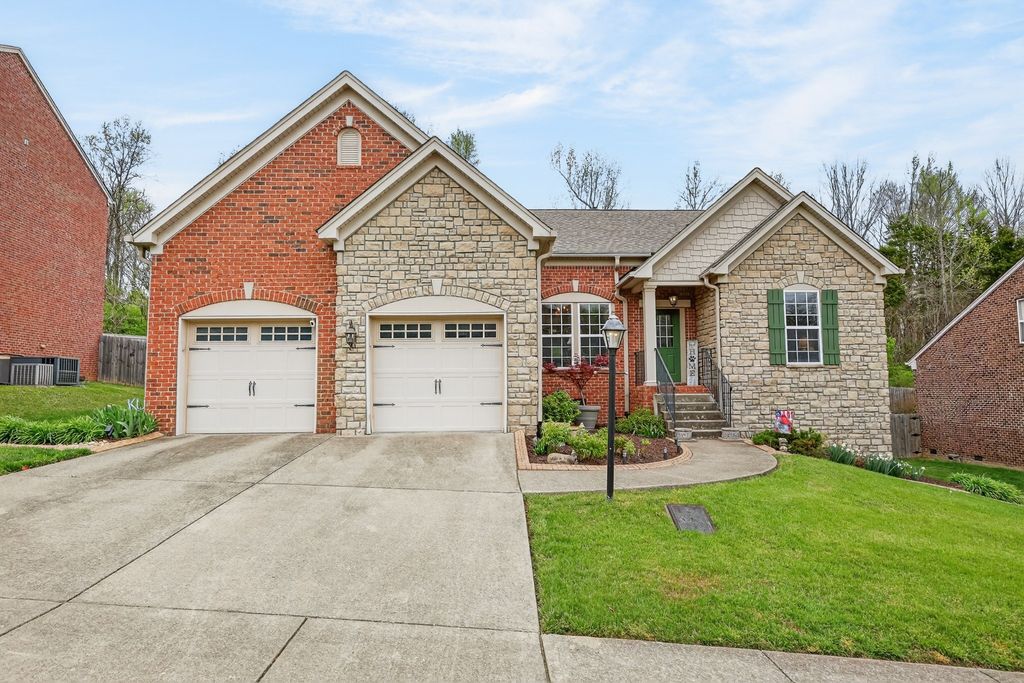 340 Landings Way, Mount Juliet, TN 37122
