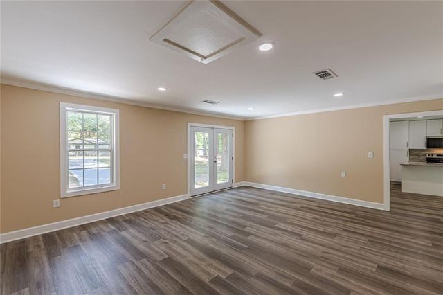 8591 Chestnut Lane, Lithia Springs, GA 30122