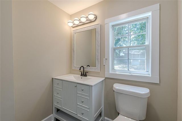 8591 Chestnut Lane, Lithia Springs, GA 30122