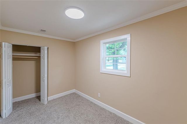 8591 Chestnut Lane, Lithia Springs, GA 30122