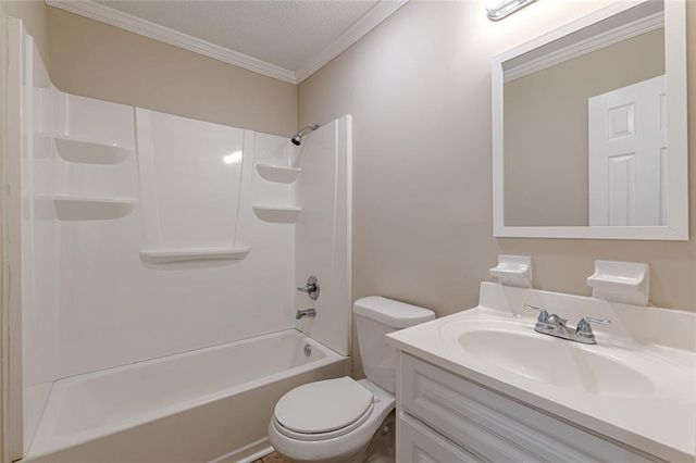 8591 Chestnut Lane, Lithia Springs, GA 30122