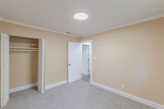 8591 Chestnut Lane, Lithia Springs, GA 30122