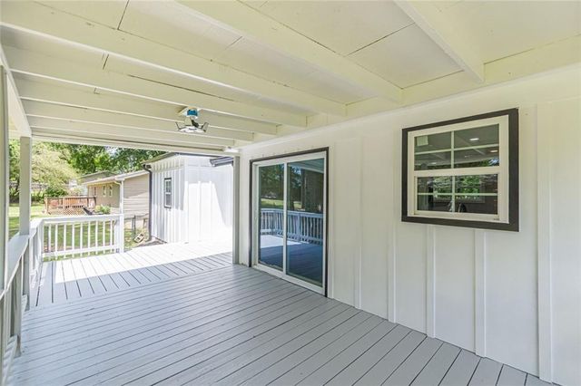 8591 Chestnut Lane, Lithia Springs, GA 30122