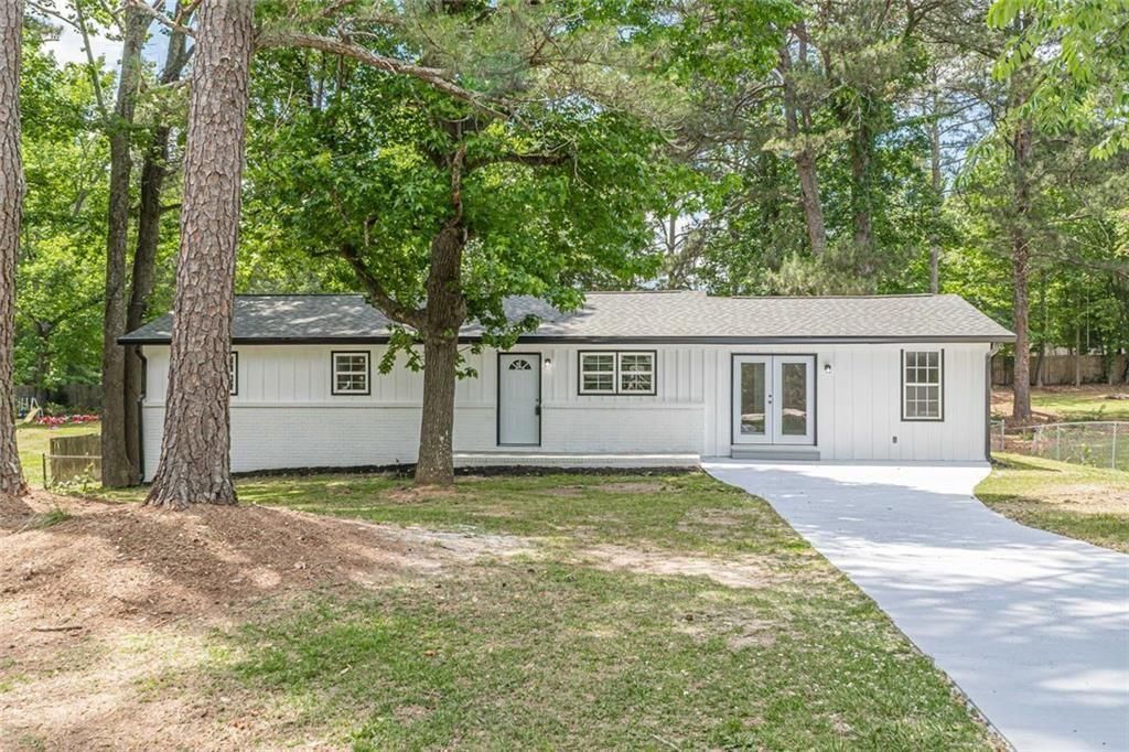 8591 Chestnut Lane, Lithia Springs, GA 30122