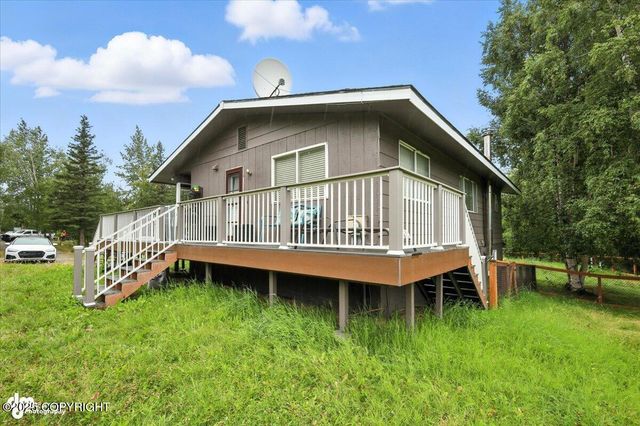 2405 N Green Forest Drive, Palmer, AK 99645